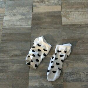 socks with hearts.